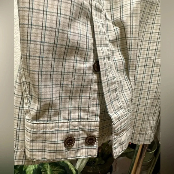 Patagonia Men's Long-Sleeved button down Shirt size XL - Picture 6 of 9